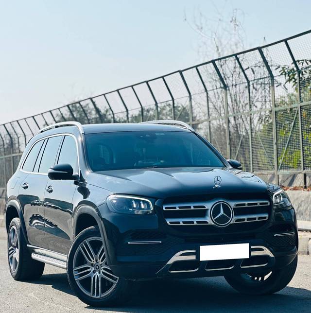 https://images10.gaadi.com/usedcar_image/4367434/original/processed_08ed709b7cf783acc5e7ae404da694d7.jpg?imwidth=6400