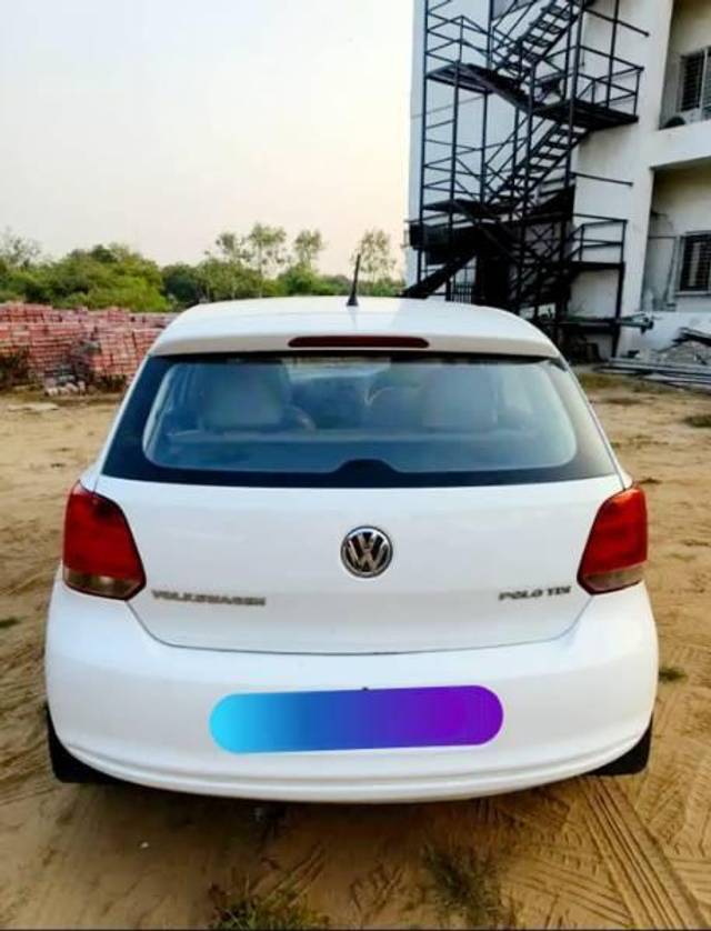 https://images10.gaadi.com/usedcar_image/4367634/original/processed_cb974f52-a7f3-4731-b5f5-18556dc4f709.jpg?imwidth=6401