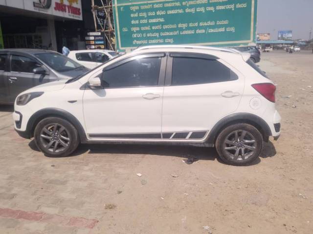 https://images10.gaadi.com/usedcar_image/4367730/original/bc01825810493b841b2f3eb712dbbec5.jpg?imwidth=6400