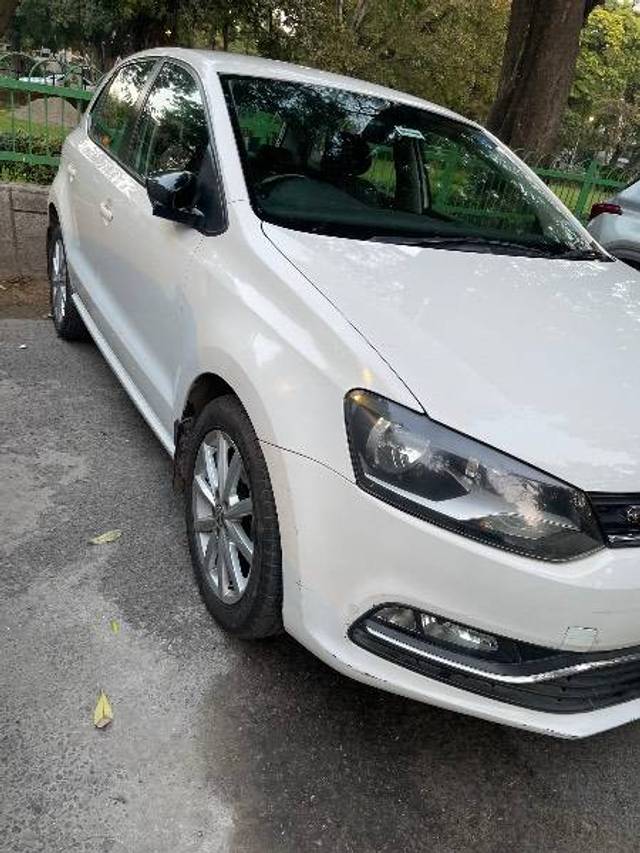 https://images10.gaadi.com/usedcar_image/4367750/original/43f068ee7ef293587e6a93ba5d78d53f.jpeg?imwidth=6400