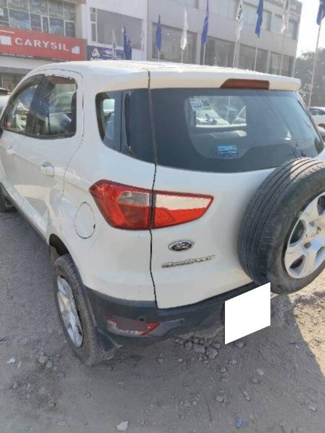 https://images10.gaadi.com/usedcar_image/4367783/original/processed_dbe61c20-33ab-441a-b7a9-487f97af9ed0.jpg?imwidth=6401