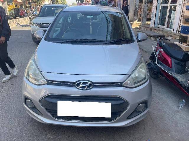 https://images10.gaadi.com/usedcar_image/4367786/original/dbdba774dfd30bc639dfab9961573f6e.jpeg?imwidth=6400