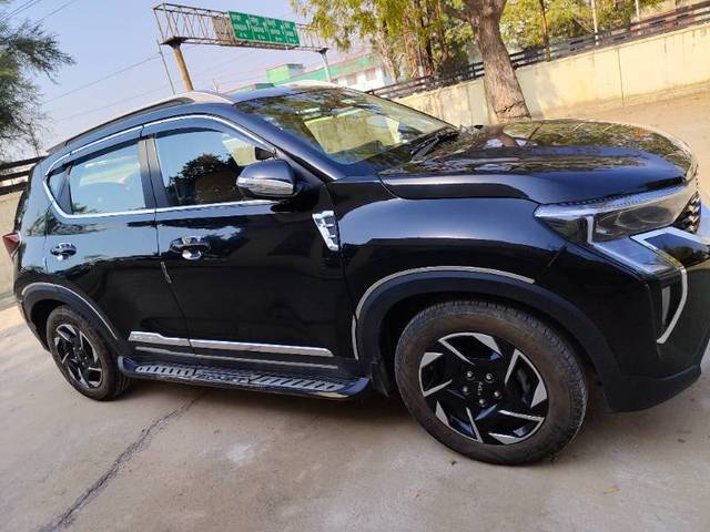 https://images10.gaadi.com/usedcar_image/4367818/original/d0c213b9c76a38b43e00b980fac040b3.jpg?imwidth=6402