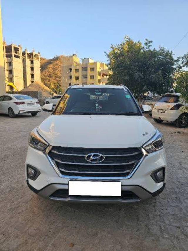 https://images10.gaadi.com/usedcar_image/4367864/original/94d1c90bf622e326f7c0986973548419.jpg?imwidth=6400