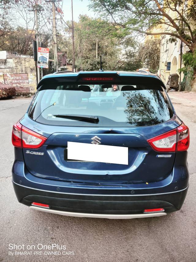 https://images10.gaadi.com/usedcar_image/4367900/original/processed_7c394e98a2a2aae80e6c1b0d31f1aab4.jpg?imwidth=6401