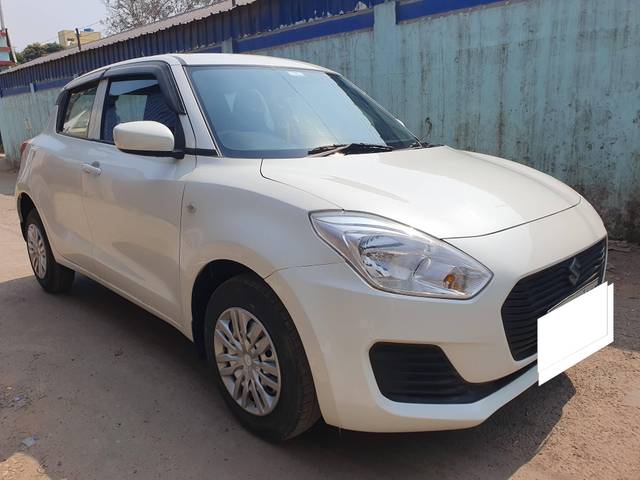 https://images10.gaadi.com/usedcar_image/4367982/original/processed_93322e4173acbb5c5efc2e31aa03a4b4.jpg?imwidth=6400