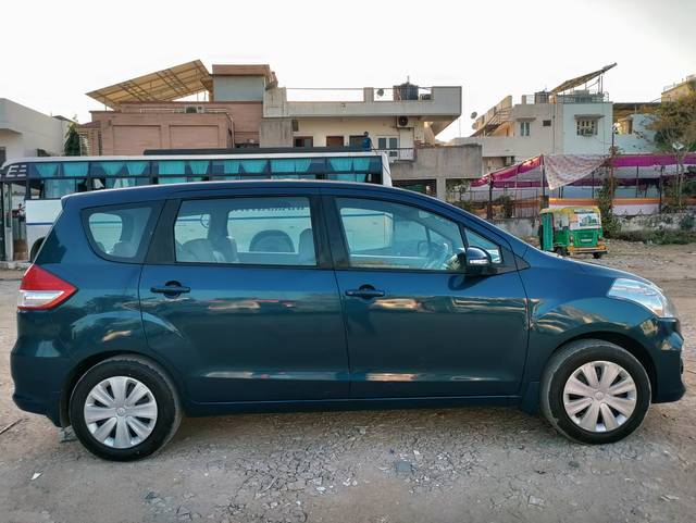 https://images10.gaadi.com/usedcar_image/4367993/original/099eef0b5de2c8c2a9e3f9d27a080c33.jpg?imwidth=6401