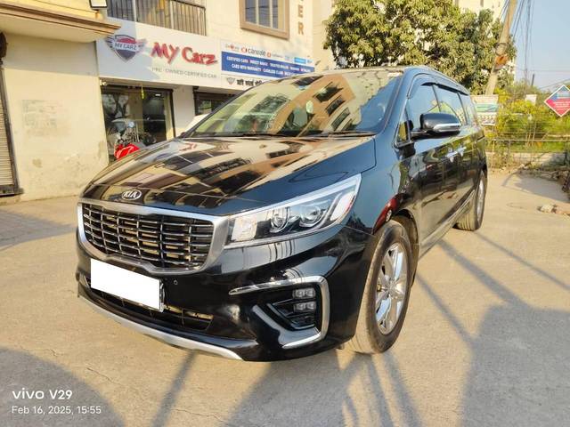 https://images10.gaadi.com/usedcar_image/4368029/original/processed_3abc7adcbd54fd7ab1803c500fa91fd2.jpeg?imwidth=6402