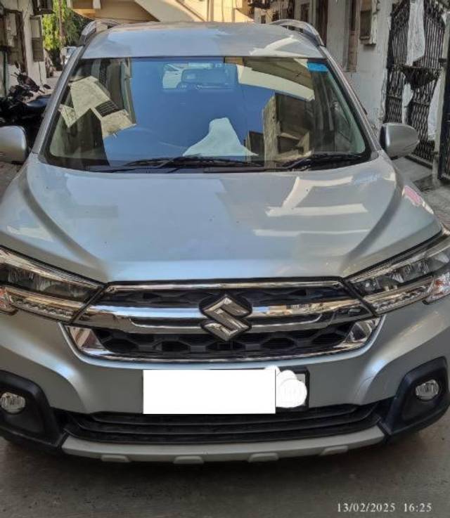 https://images10.gaadi.com/usedcar_image/4368055/original/processed_f009b0ba-cd09-47c4-bc44-1cc96705bee3.jpg?imwidth=6400