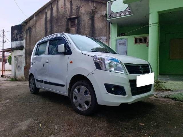 https://images10.gaadi.com/usedcar_image/4368126/original/processed_58c13cb0-6270-468d-bb4d-eae61cb5d8e5.jpg?imwidth=6400