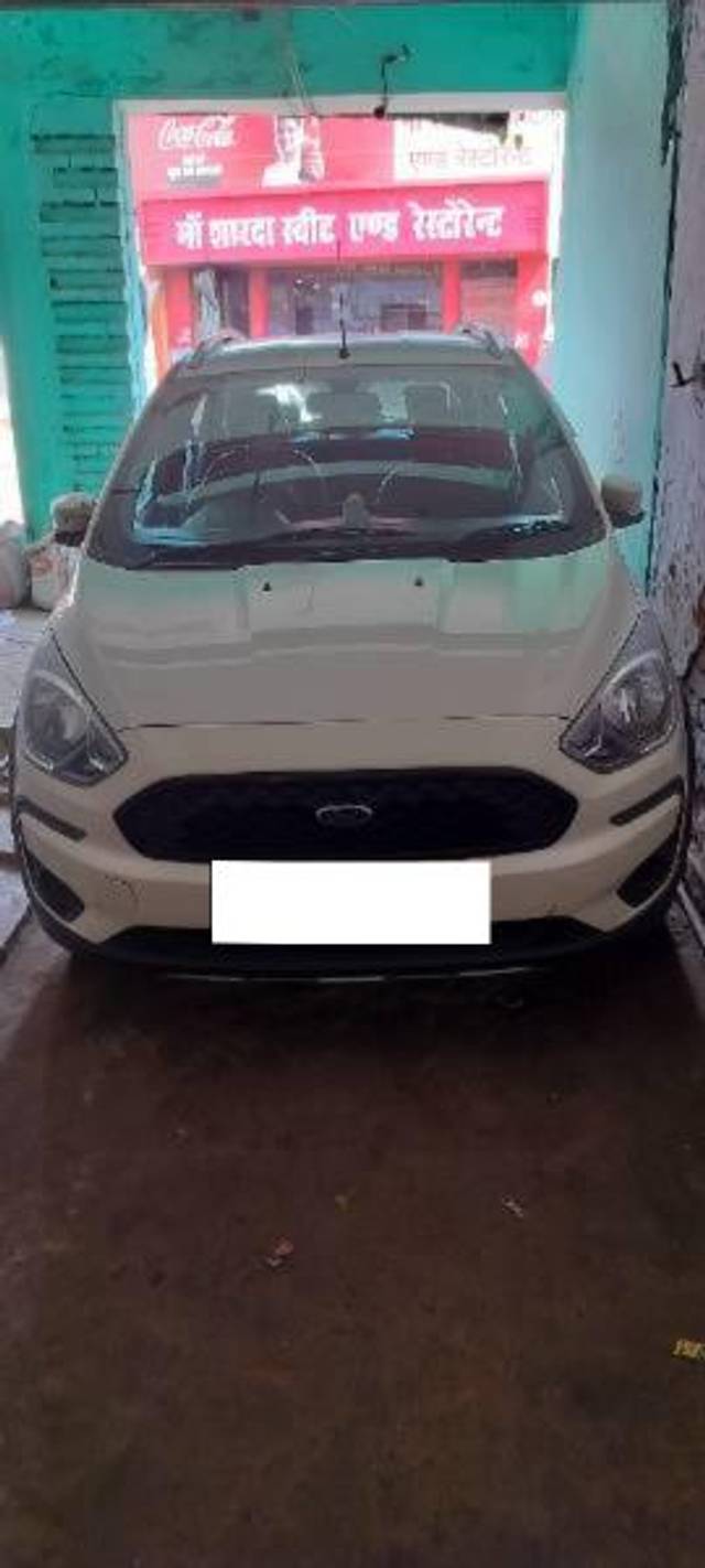 https://images10.gaadi.com/usedcar_image/4368219/original/processed_9af767a2-e2ba-45ec-bfd8-b4db6468d301.jpg?imwidth=6400