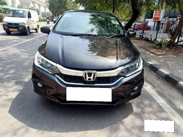 https://images10.gaadi.com/usedcar_image/4368255/original/processed_12b9f1647a03745b88a5bd20f9c130c5.jpg?imwidth=6400