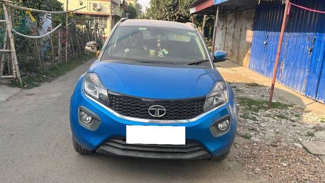 https://images10.gaadi.com/usedcar_image/4368259/original/processed_33d519e0-9ce3-4e3e-b5b1-f4d9fa6b72b8.jpeg?imwidth=6400