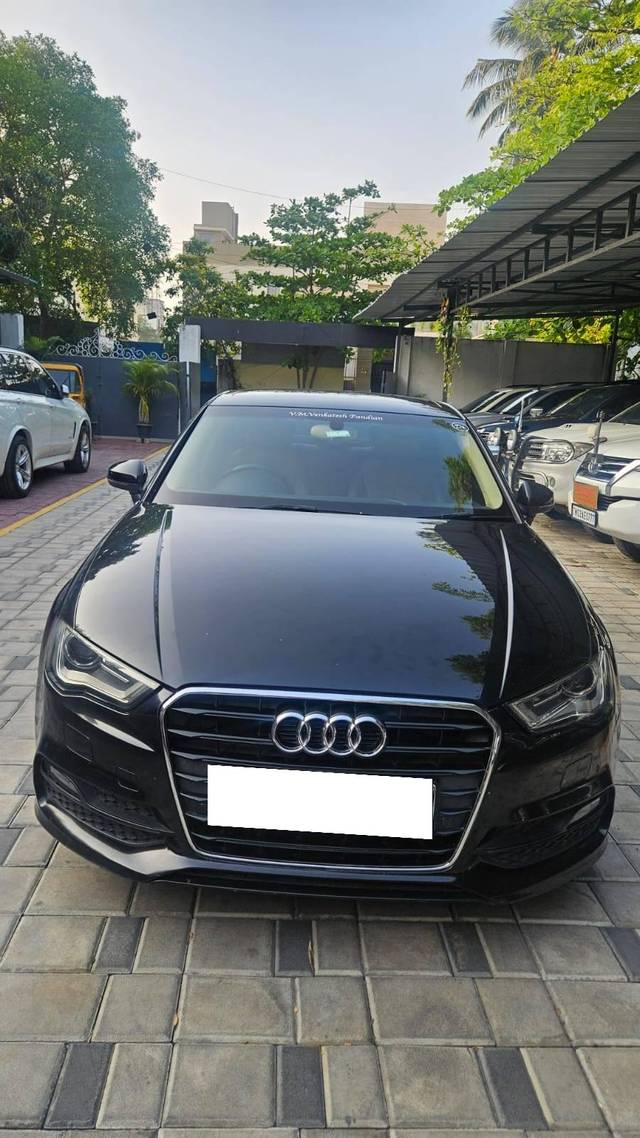 https://images10.gaadi.com/usedcar_image/4368528/original/processed_7b7bd17fe8a9e09bfa04545e012e26cb.jpg?imwidth=6400