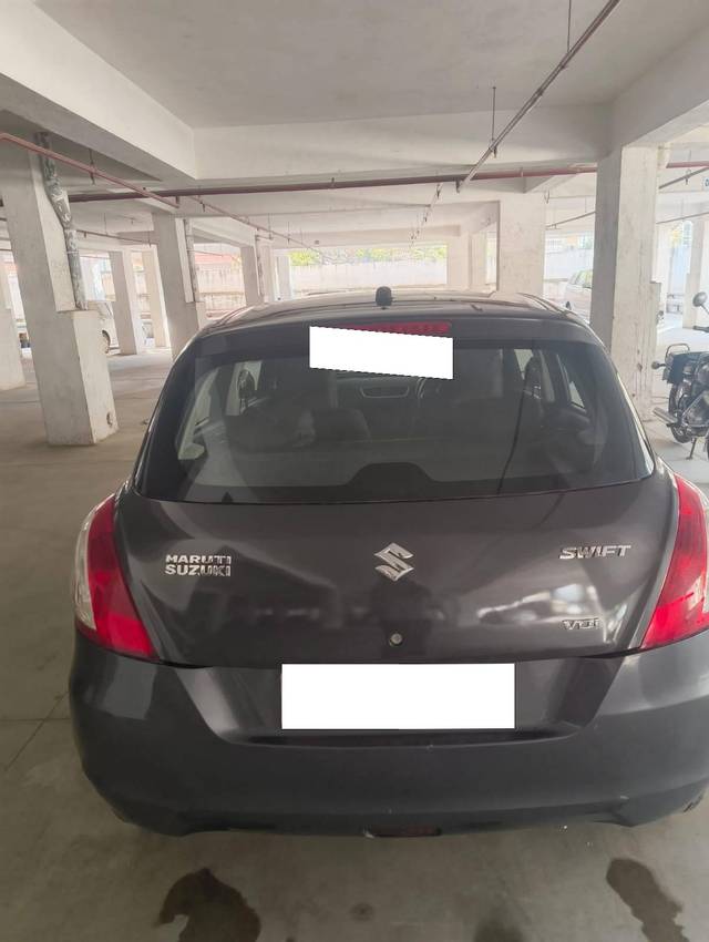 https://images10.gaadi.com/usedcar_image/4368540/original/processed_c66ef25fd69f0e499e3f3aff180884f7.jpg?imwidth=6402