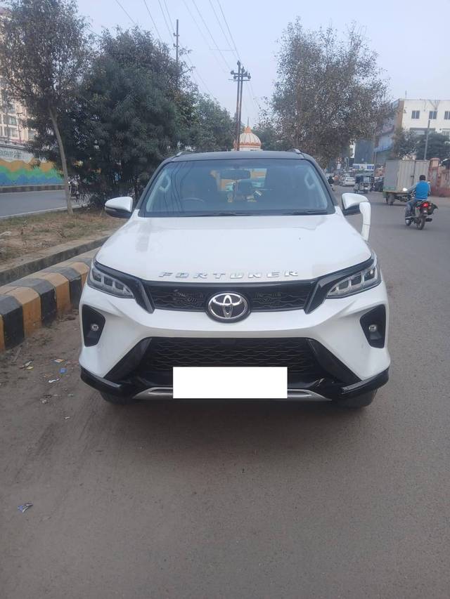 https://images10.gaadi.com/usedcar_image/4368572/original/processed_dc590b7fc0d270b6e43597e1a0460def.jpg?imwidth=6400