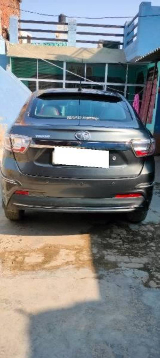 https://images10.gaadi.com/usedcar_image/4368606/original/processed_12cc2235-0b81-4f5e-b1a8-2eca9c010f71.jpg?imwidth=6401