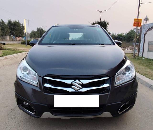 https://images10.gaadi.com/usedcar_image/4368614/original/processed_fc12d5113a5f359abbfb77eefff43d67.jpg?imwidth=6401