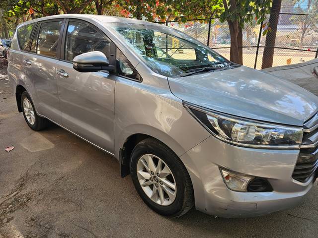 https://images10.gaadi.com/usedcar_image/4368648/original/fa9ff2a2f2b34376000bcd66d1196b61.jpg?imwidth=6400