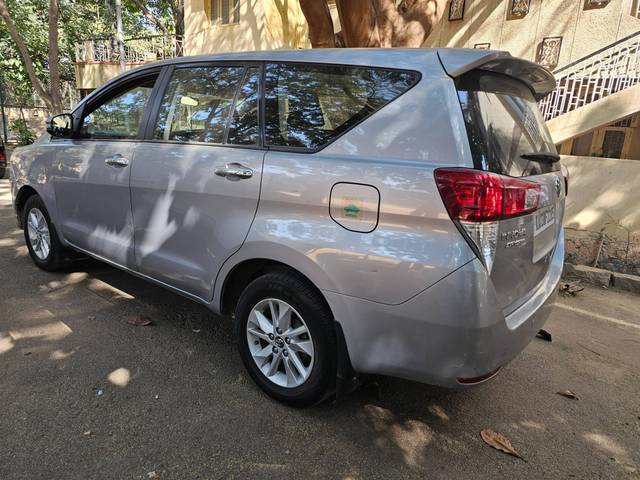 https://images10.gaadi.com/usedcar_image/4368648/original/processed_38b85b95901f6acc010cdaa09ed43ce4.jpg?imwidth=6402