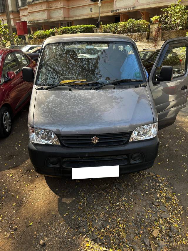 https://images10.gaadi.com/usedcar_image/4368664/original/7ba8b3b2c0099203df82a8364814c740.jpg?imwidth=6402