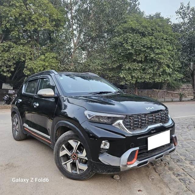 https://images10.gaadi.com/usedcar_image/4368682/original/processed_24b97475ec06260ced4fe0cc35f22402.jpg?imwidth=6400