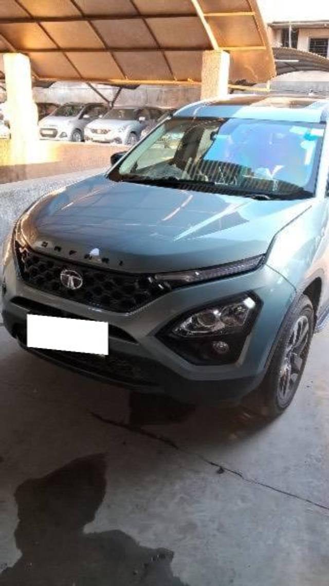 https://images10.gaadi.com/usedcar_image/4368712/original/processed_7c564fb5-ac4f-4b56-8105-4d379efc1c01.jpeg?imwidth=6400