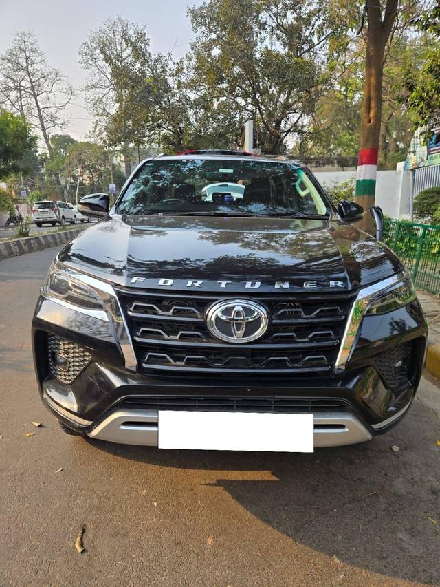 https://images10.gaadi.com/usedcar_image/4368739/original/processed_0c675ab77476ade233a4d416c91f9acd.jpg?imwidth=6400