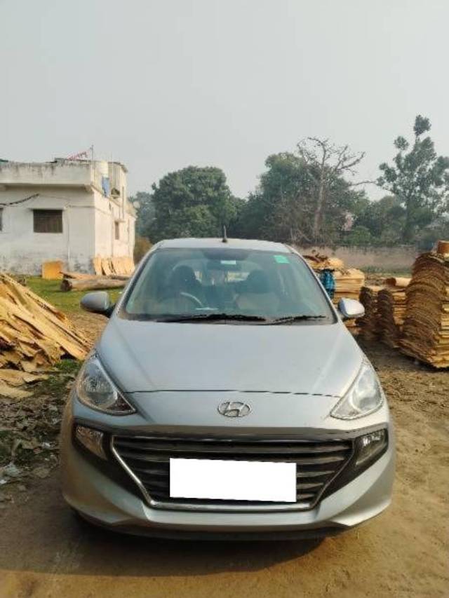 https://images10.gaadi.com/usedcar_image/4368779/original/processed_62b6822d-6dfc-477d-8bb6-33f181ae9aa3.jpg?imwidth=6400