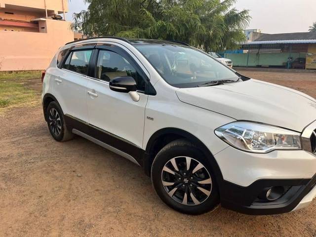 https://images10.gaadi.com/usedcar_image/4368905/original/processed_167fe0a2-36aa-4bcc-b9c7-7f5adfa3ff2a.jpeg?imwidth=6400