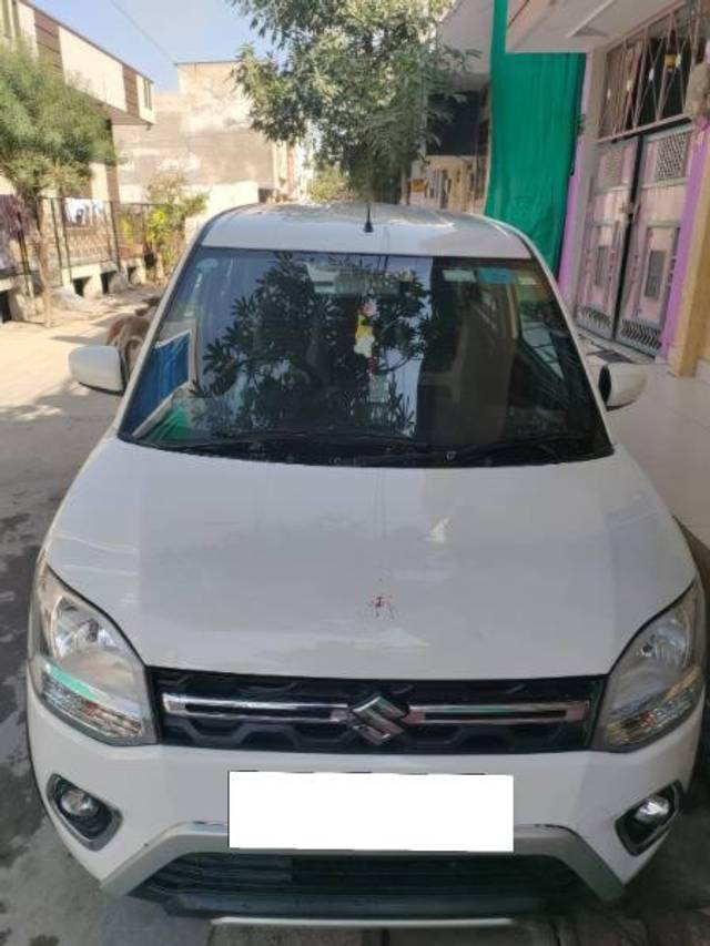 https://images10.gaadi.com/usedcar_image/4369120/original/processed_9f616d5d-e167-4c37-9dde-9c1c40e61fd6.jpg?imwidth=6400