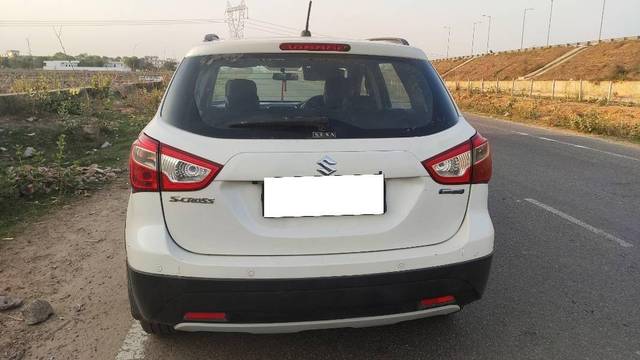 https://images10.gaadi.com/usedcar_image/4369129/original/5719ee1cbddd7f64f1a15f3b8563f2de.jpg?imwidth=6402