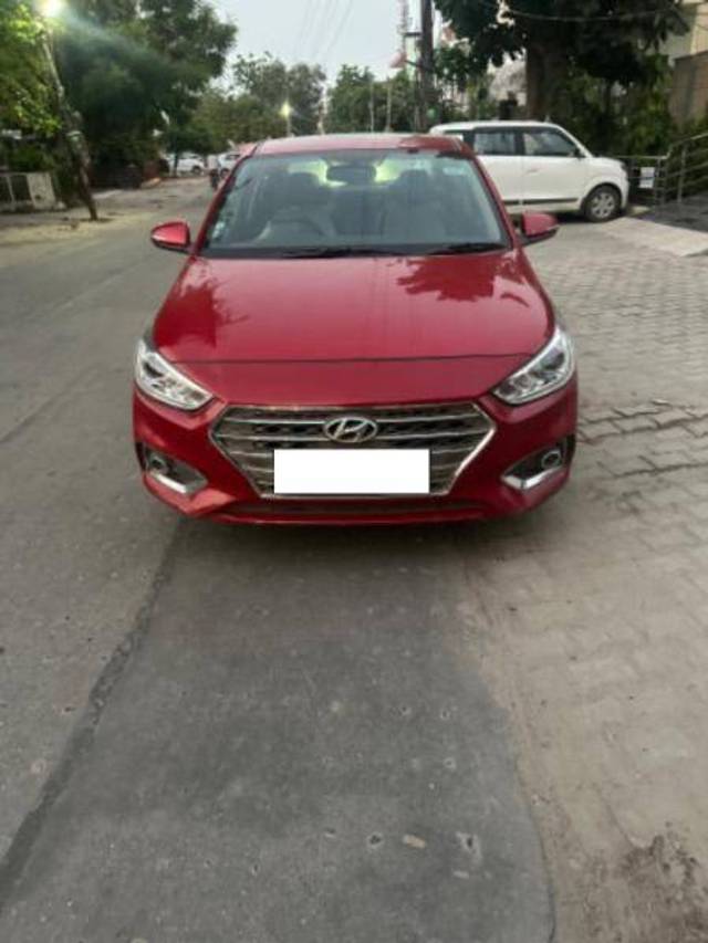 https://images10.gaadi.com/usedcar_image/4369131/original/af32c5dd8c20416dfb270d02ec714669.jpeg?imwidth=6402