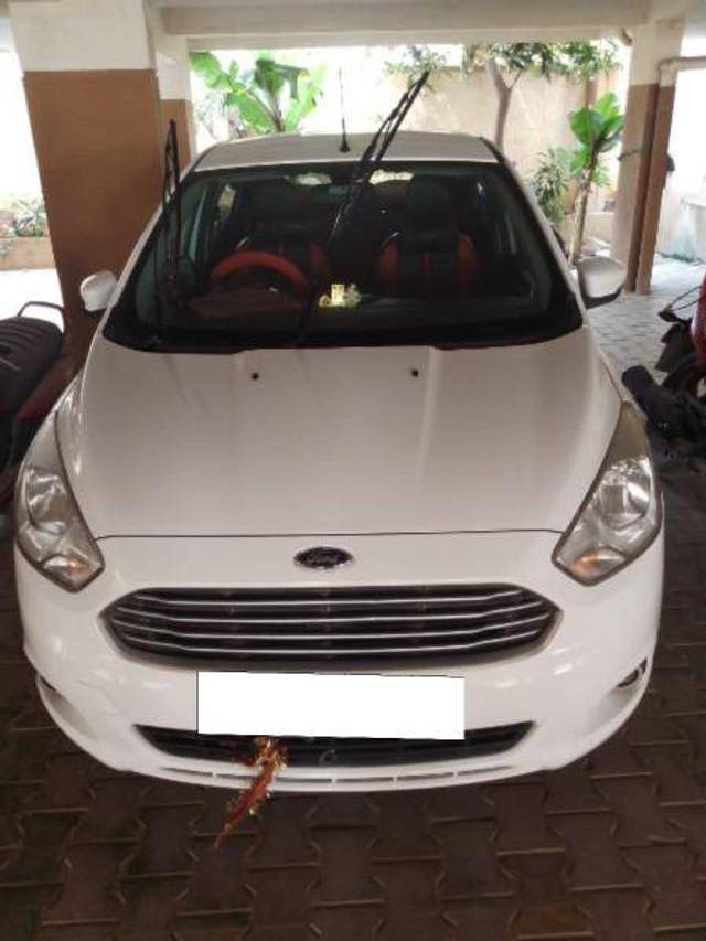 https://images10.gaadi.com/usedcar_image/4369145/original/33d3d0248d19fd18c304ec7acceb798c.jpeg?imwidth=6400