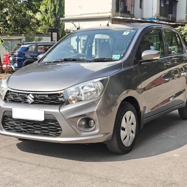 https://images10.gaadi.com/usedcar_image/4369176/original/processed_c24c5a5d390f97de8cd5f78f9be1fac2.jpg?imwidth=6402