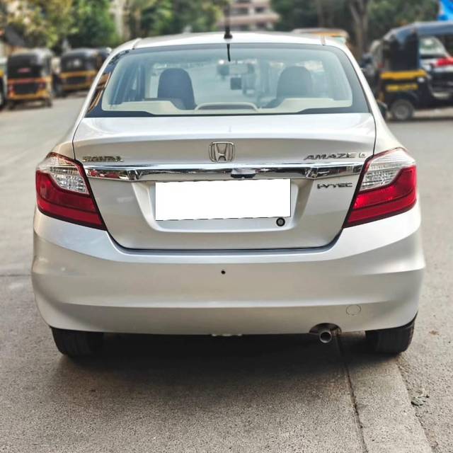 https://images10.gaadi.com/usedcar_image/4369182/original/processed_89d0b764303e82e7ce26b0488375dc09.jpg?imwidth=6401