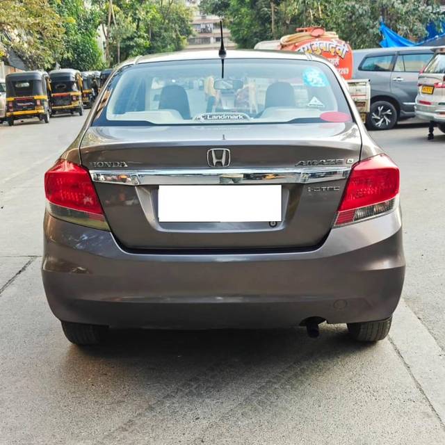 https://images10.gaadi.com/usedcar_image/4369185/original/processed_adc3bed4de8995fd41404e86ec5b7f15.jpg?imwidth=6401