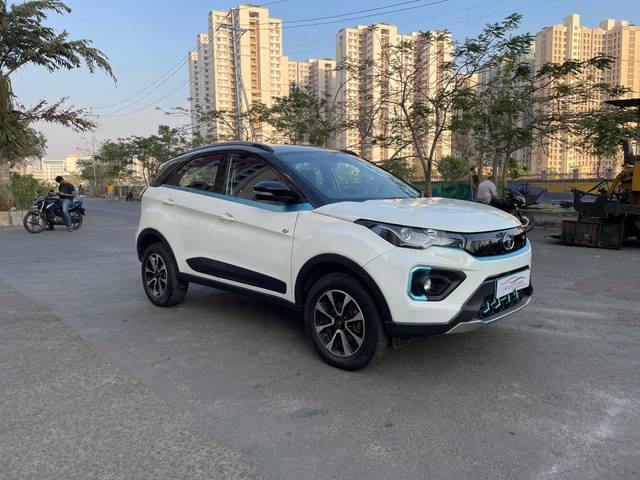 https://images10.gaadi.com/usedcar_image/4369275/original/processed_c4df266643735612613b68da9f527b68.jpg?imwidth=6400