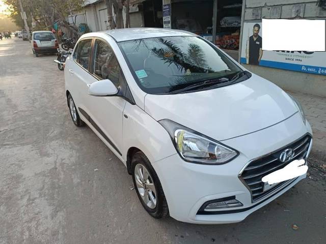 https://images10.gaadi.com/usedcar_image/4369633/original/processed_3661aefd-f2a8-41ce-bf9f-cc62fd651c76.jpg?imwidth=6400