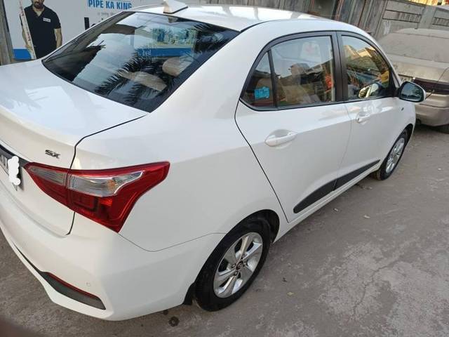 https://images10.gaadi.com/usedcar_image/4369633/original/processed_9fe99cc6-d720-444d-9f50-6617ad056d66.jpg?imwidth=6401