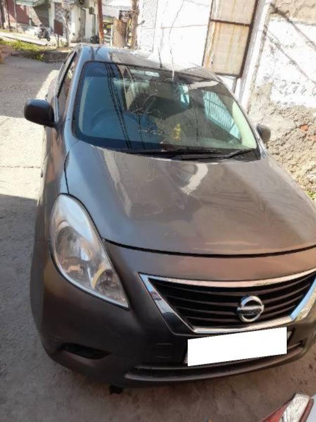 https://images10.gaadi.com/usedcar_image/4369757/original/processed_ce280c59-3577-48cd-b714-e19952996edb.jpg?imwidth=6402