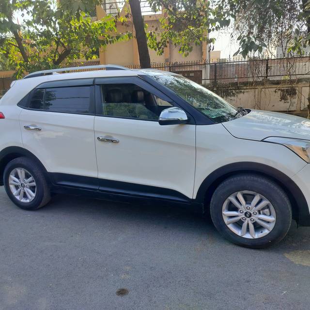 https://images10.gaadi.com/usedcar_image/4369857/original/69ec5da56c59f1357a08690cb276bdce.jpg?imwidth=6401