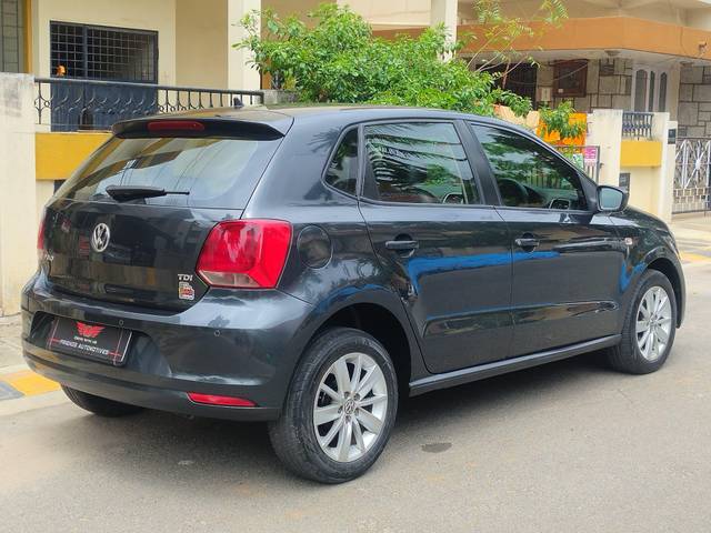 https://images10.gaadi.com/usedcar_image/4369884/original/processed_5168527e54ad9d24c2b10dd7507b689a.jpg?imwidth=6401