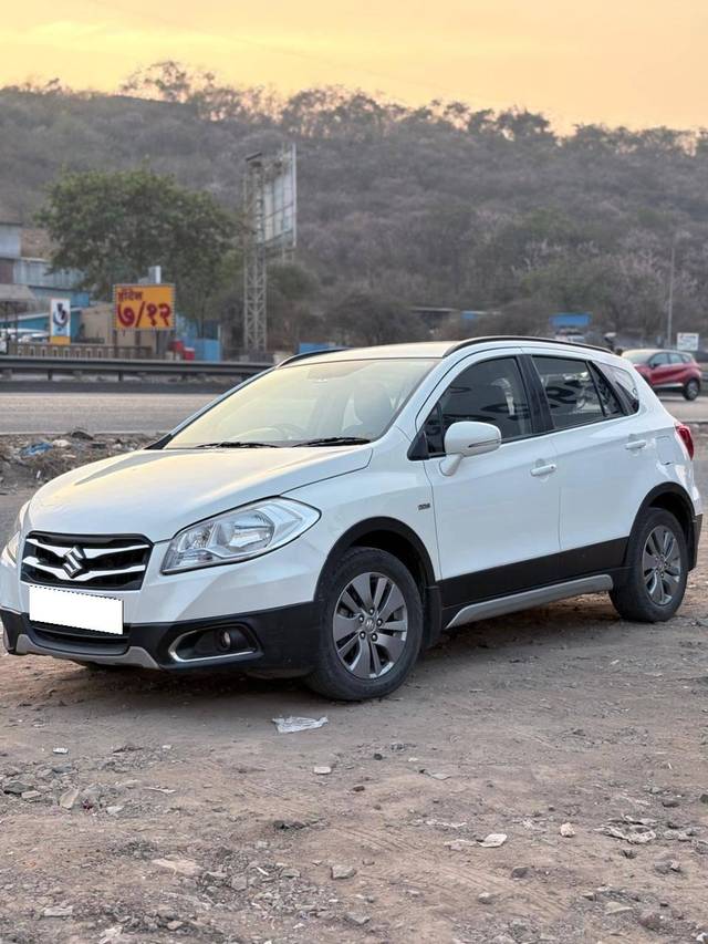 https://images10.gaadi.com/usedcar_image/4370029/original/processed_15ea227c863d4a772bf38c4dd5ebe066.jpg?imwidth=6402