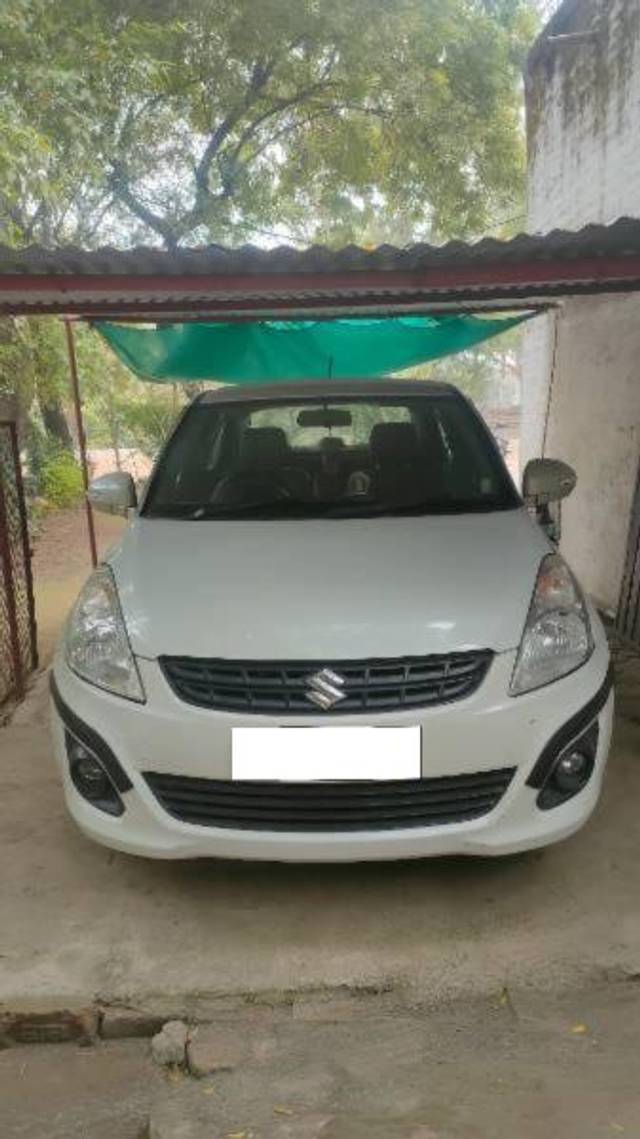 https://images10.gaadi.com/usedcar_image/4370083/original/processed_47599435-c5f8-4a02-8548-e92d7a00930d.jpg?imwidth=6402