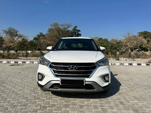 https://images10.gaadi.com/usedcar_image/4370086/original/46bee04a94a42525ea5b370e7d8fb974.jpg?imwidth=6400