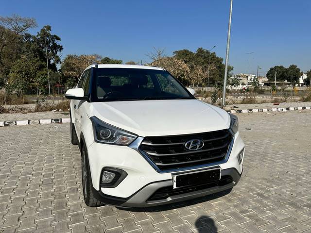 https://images10.gaadi.com/usedcar_image/4370086/original/processed_af35030faebf6788dbc6844cdd9f297e.jpg?imwidth=6400