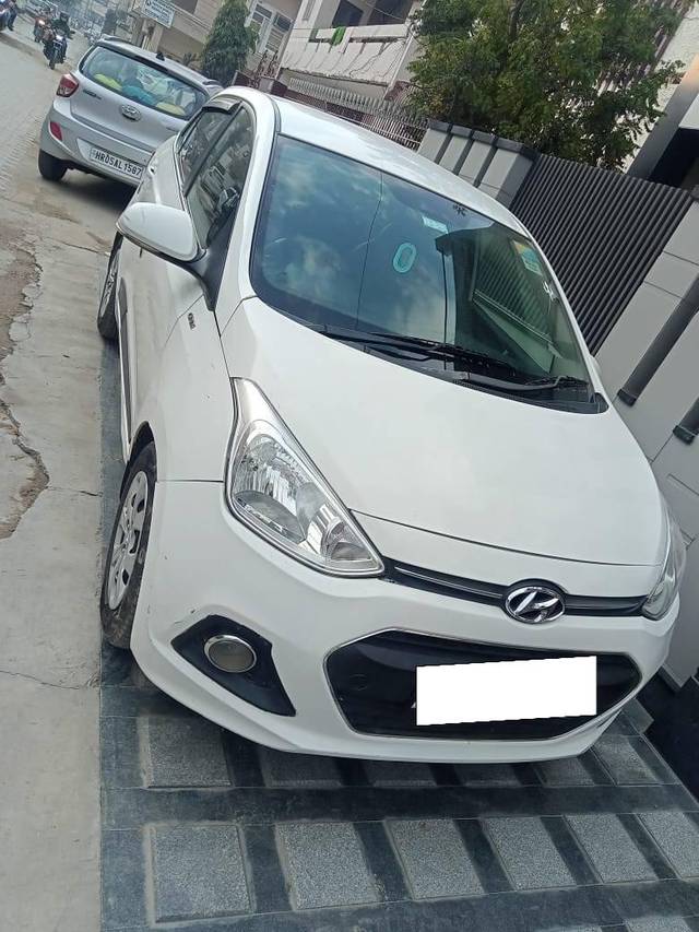 https://images10.gaadi.com/usedcar_image/4370103/original/processed_d7e9e995385042a0ddbdc304a18b8a4a.jpg?imwidth=6400