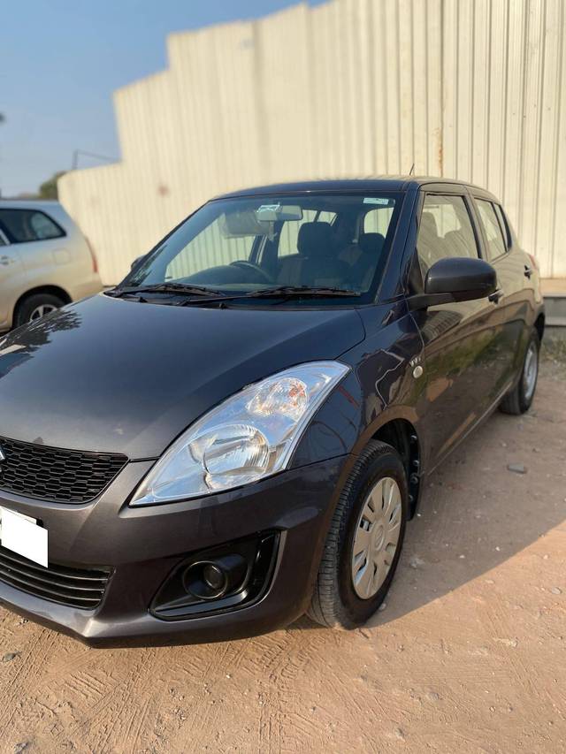 https://images10.gaadi.com/usedcar_image/4370120/original/processed_7c29c1bbff9af30d58ff035d6b60ff66.jpg?imwidth=6401