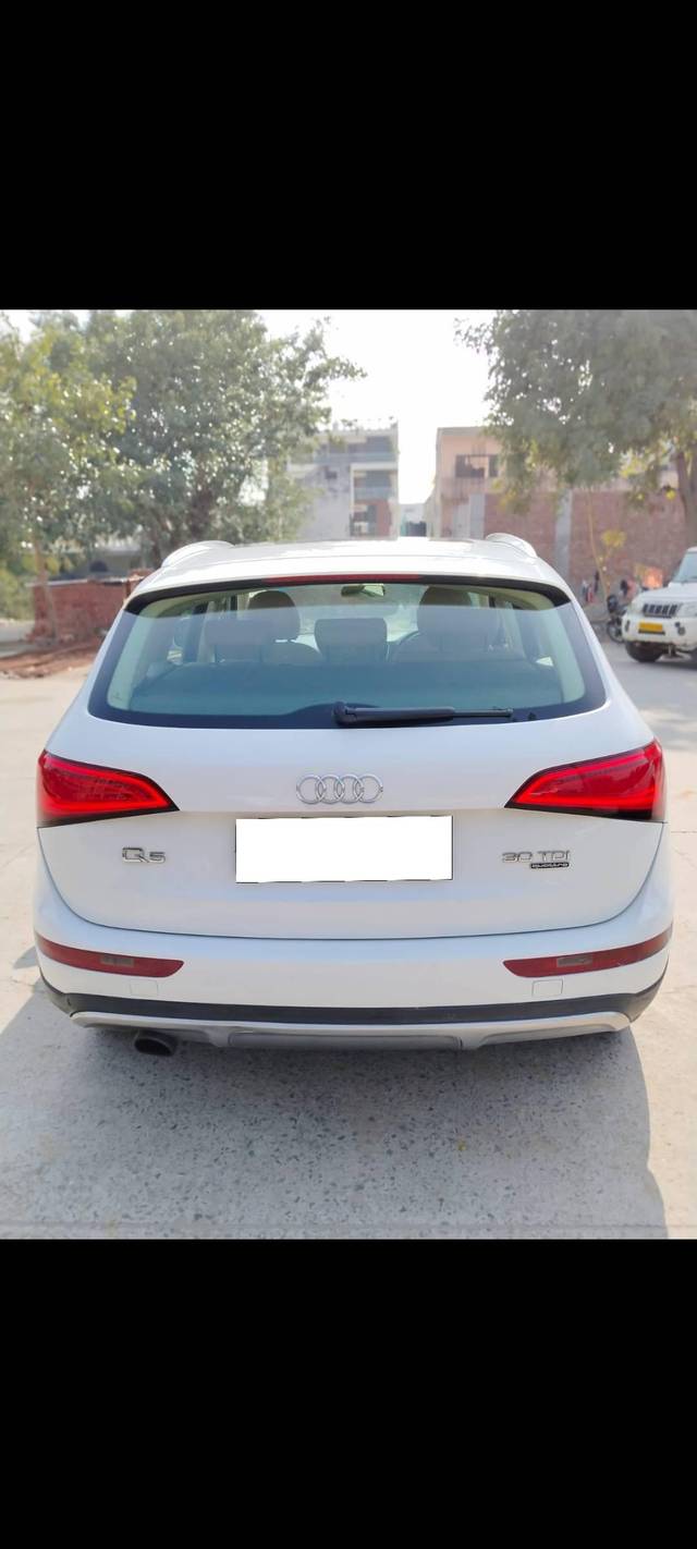 https://images10.gaadi.com/usedcar_image/4370133/original/processed_67539859dcfd06c77a94f89d70c85ebe.jpg?imwidth=6401